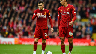 Liverpool tiếp tục đón 'đại họa': Hậu vệ xuất sắc nhất thế giới chấn thương chưa rõ mức độ