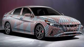 Hyundai Elantra N siêu mạnh, siêu nhanh chuẩn bị trình làng khiến Honda Civic Type R ‘hoảng hồn’
