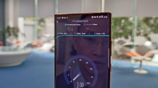 Samsung hợp tác cùng Viettel chính thức hỗ trợ 5G cho Galaxy Note 20 Ultra 5G