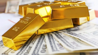 Giá vàng 3/2: Vàng chạm đáy mới, các nhà đầu tư đứng ngồi không yên
