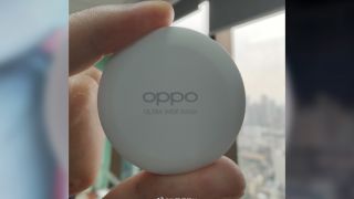 Vừa ra mắt AirTag của Apple đã có đối thủ 'đe dọa'