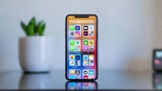 2 lý do bạn nên chờ thêm mới cài đặt iOS 14.5