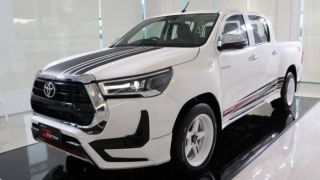 Cận cảnh ‘Quái thú’ bán tải của Toyota vừa ra mắt: Giá 435 triệu đồng, diện mạo lấn át Ford Ranger