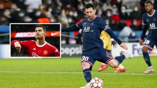 Lionel Messi vượt mặt Pele, phả hơi nóng vào Cristiano Ronaldo
