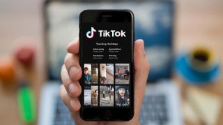 Hướng dẫn tìm kiếm bạn bè trên TikTok cực kỳ đơn giản