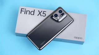 Mở hộp trên tay OPPO Find X5 Pro: Thiết kế sắc sảo, đủ sức đe nẹt Galaxy S22 Ultra, iPhone 13 Pro