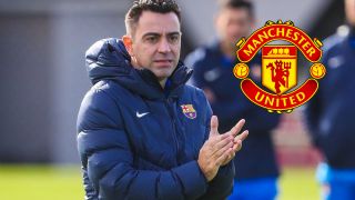 Tin chuyển nhượng 13/3: Man Utd mời Xavi ngồi vào ghế nóng