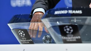 UEFA ra luật Champions League oái ăm với đội vô địch ở Anh