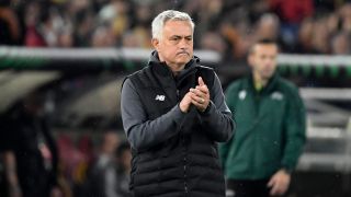 Mourinho có phản ứng bất ngờ khi cùng AS Roma lọt vào chung kết