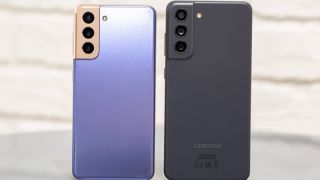Samsung Galaxy S21 FE 5G có ưu đãi 'siêu to khổng lồ' tháng 5/2022 'thách thức' iPhone 11