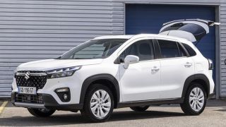 Soi mẫu SUV hạng B cạnh tranh Kia Seltos, Honda HR-V 2022 với trang bị ngầu đét, thiết kế thể thao