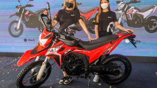 Cận cảnh mẫu xe máy thiết kế hầm hố vượt xa Yamaha Exciter, giá ngang ngửa Honda SH 150i Việt Nam