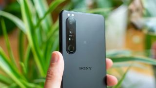4 smartphone Sony chính hãng, chống nước xịn, chụp ảnh ngon đáng mua nhất tháng 6/2022