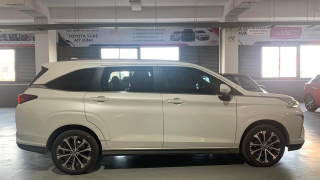 Ngỡ ngàng với chiếc Toyota Veloz Cross chạy chưa đến 1.000km đã được rao bán giá 'sốc'