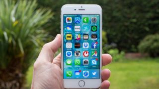 iPhone 6S giảm chỉ còn 2.1 triệu đồng trong tháng 7, liệu có đáng mua?