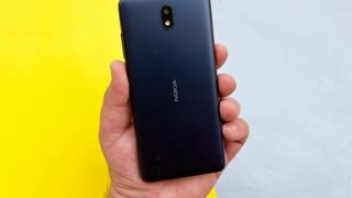 Giá Nokia C01 Plus tháng 9/2022, rẻ nhất làng smartphone, độc cô cầu bại trong tầm giá