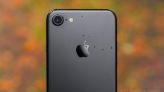 Ngỡ ngàng giá iPhone 7 rẻ hơn iPhone 14 tới 18 triệu, hứa hẹn được khách Việt săn lùng ráo riết