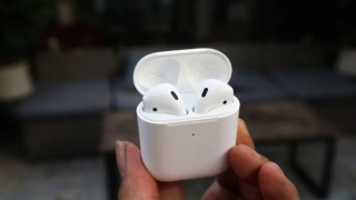 Giá AirPods 2 tiếp tục giảm nhẹ hợp lý để mua hơn bao giờ hết