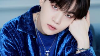 Suga của BTS trong poster cho bộ phim tài liệu solo mới ‘SUGA: Road To D-DAY’