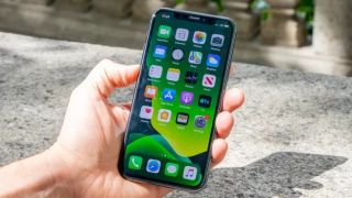 iPhone 11 Pro 'mất giá' mạnh, cơ hội có máy cao cấp như Galaxy S23 Ultra chỉ 8 triệu cho khách Việt 