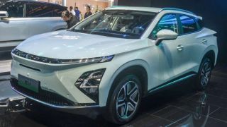 Đối thủ Toyota Corolla Cross 2022 lộ diện, khách Việt mong ngóng ngày xuống tiền tậu xe