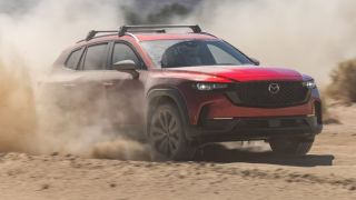 ‘Mazda CX-5 phiên bản off-road’ 2024 ra mắt, diện mạo hầm hố, giá niêm yết từ 716 triệu đồng