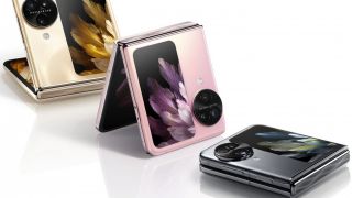 Kẻ hủy diệt Galaxy Z Flip5 sắp ra mắt, là điện thoại gập dạng vỏ sò đầu tiên có 3 camera sau