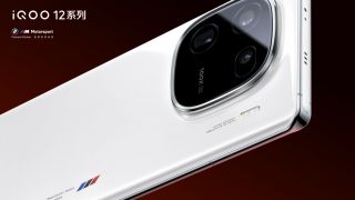 iQOO 12 Pro tiết lộ phiên bản BMW M Motorsport tinh tế với camera độc đáo có khả năng zoom 100X