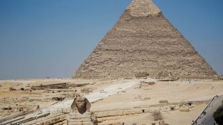 Câu hỏi chưa có lời giải đáp: Kim tự tháp lâu đời nhất ở Ai Cập được xây dựng từ bao giờ?