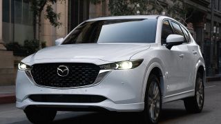 ‘Bom tấn’ Mazda CX-5 2024 ra mắt giá siêu hấp dẫn: Thiết kế cực đẹp, trang bị ‘lấn lướt’ CR-V và Tucson