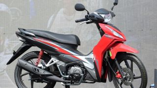 Ảnh thực tế Honda Wave RSX FI 2024 vừa ra mắt giá 22 triệu đồng: Thiết kế thể thao ‘ăn đứt’ Yamaha Sirius