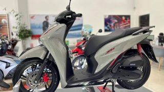 Cận cảnh Honda SH 2024 đang giảm giá mạnh tại đại lý: Thiết kế đẹp miễn chê, giá rẻ chưa từng có