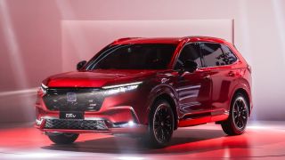 Tin xe hot 17/12: Honda CR-V 2024 hút khách với mức giá 788 triệu đồng, thiết kế đẹp hơn Mazda CX-5