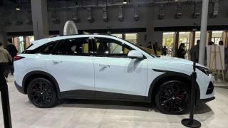Tin xe hot 8/1: ‘Đối thủ cứng’ của Mazda CX-5 và Honda CR-V thiết kế đẹp mê ly, giá 508 triệu đồng
