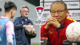 ĐT Việt Nam gặp thách thức lớn trước Asian Cup, HLV Troussier nhận 'cảnh báo' về HLV Park Hang-seo