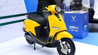 Bảng giá xe máy điện VinFast giữa tháng 2/2024 rẻ hiếm thấy, khách Việt ùn ùn đặt mua vì rẻ hơn xe Tàu
