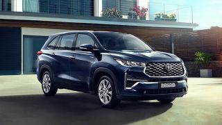 Khách hàng ùn ùn mua Toyota Innova Hycross với giá chỉ từ 559 triệu đồng, rẻ như Mitsubishi Xpander