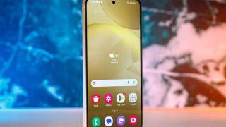 Galaxy S24 5G rẻ hấp dẫn sau Tết, vua giá rẻ của smartphone AI vượt mặt iPhone 15 hoàn toàn