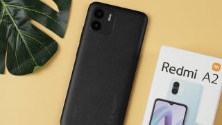 Điện thoại Xiaomi giá siêu rẻ dưới 2 triệu: Màn hình lớn lướt web thoải mái, pin trâu 5.000 mAh dùng bền bỉ