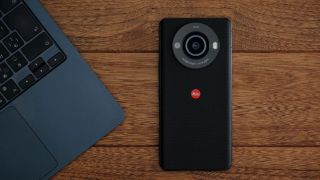 Leica ra mắt Leitz Phone 3: Tính năng xịn so kè Galaxy S23 Plus, camera đẳng cấp cho trải nghiệm nhiếp ảnh hàng đầu