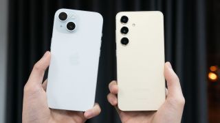 So sánh Galaxy S24 và iPhone 15: Đâu là vua smartphone nhỏ gọn cao cấp trong phân khúc 20 triệu đồng?