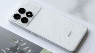 Lộ trang bị chiến thần gaming tầm trung làm bay màu Galaxy S24 Ultra, iPhone 15 Pro Max vì quá mạnh