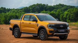 Cách vách ngăn “tự chế” giúp tối ưu không gian thùng xe Ford Ranger 