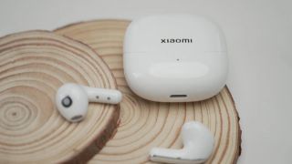 Xiaomi ra mắt tai nghe không dây Buds 5: Chống ồn chủ động, âm thanh không gian, thời lượng pin 39 giờ