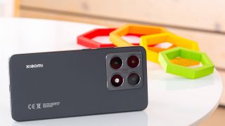 Đây là chiếc điện thoại Xiaomi giá 13 triệu cực hot tại Việt Nam, camera Leica đẳng cấp chặt đẹp Galaxy S24 Ultra