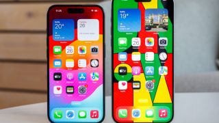 Bảng giá iPhone 15 tháng 11: iPhone 15 Pro, Pro Max giảm nhẹ, iPhone 15 và Plus giảm mạnh vì lỡ AI