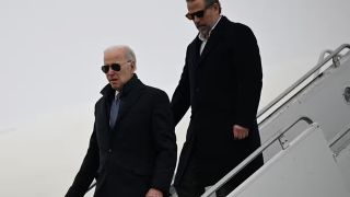 Tổng thống Joe Biden tạo ra ‘tiền lệ xấu’, bị nhiều người chỉ trích: ‘Đây là động thái ích kỷ’