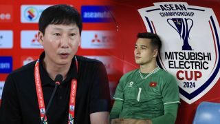 Bị HLV Kim Sang Sik ngó lơ ở AFF Cup 2024, thủ môn ĐT Việt Nam tiếp tục nhận tin kém vui