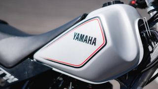 Yamaha chính thức ra mắt ‘huyền thoại côn tay’ 200cc mới chất hơn Honda Winner X và Exciter, giá mềm