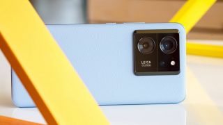 Thợ ảnh Xiaomi 13T Pro với camera Leica vạn người mê rẻ sập sàn tháng 1, đủ át vía Galaxy S24 Ultra